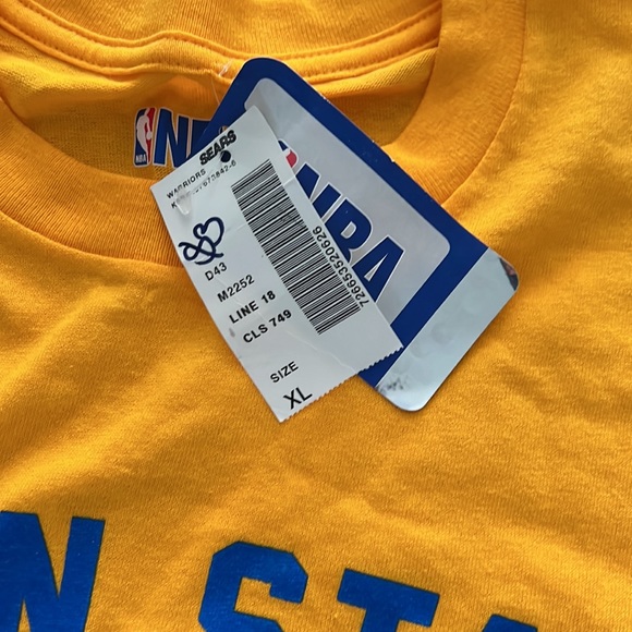 NBA Classic Golden State Warrriors T Shirt - Picture 5 of 6